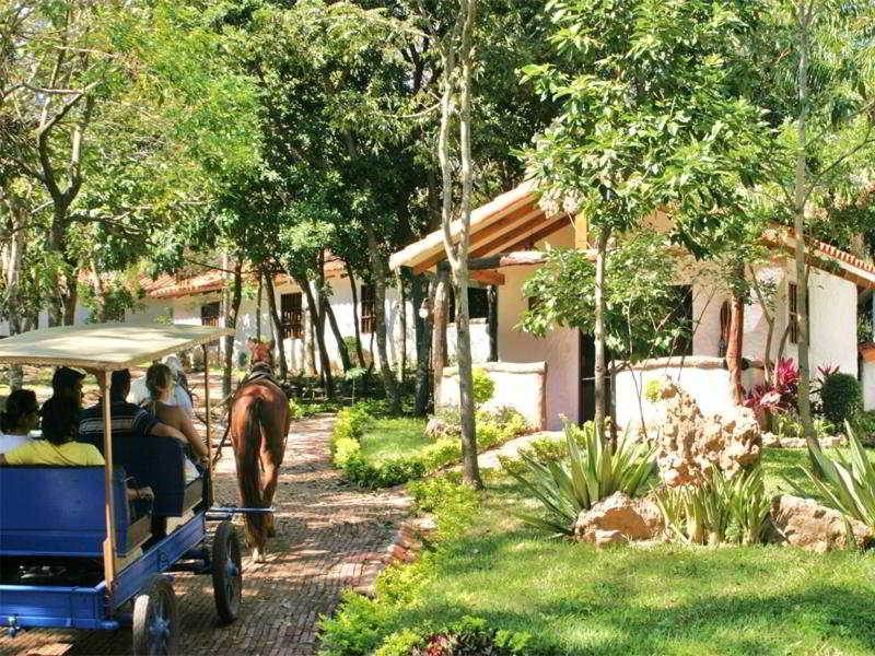 Guembe Biocentro & Resort Santa Cruz de La Sierra Exterior photo